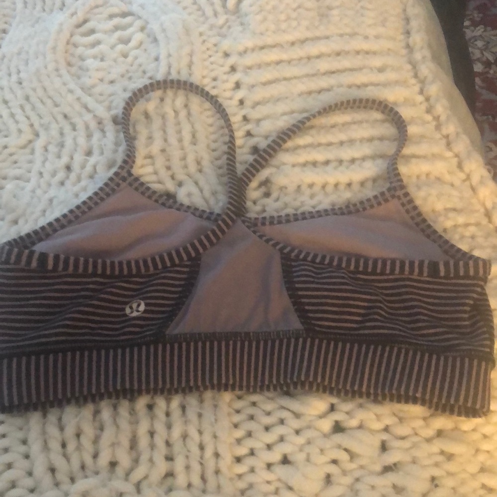 Lululemon Y sports bra - Picture 2 of 3
